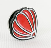 Esempio di pin in smalto morbido